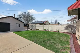 5804 S Natoma Ave, Chicago, IL 60638 - Photo 2