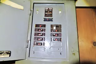 8005 S Campbell Ave, Chicago, IL 60652 - Photo 16