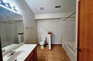 2212 Waterleaf Ct, Naperville, IL 60564 - Photo 14