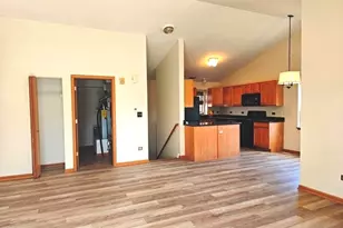 2212 Waterleaf Ct, Naperville, IL 60564 - Photo 2