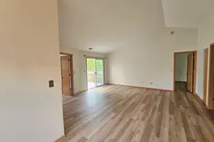 2212 Waterleaf Ct, Naperville, IL 60564 - Photo 6