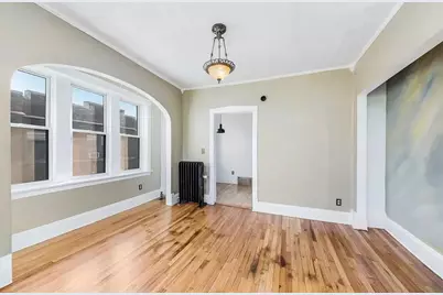 1329 W Addison Street #3A, Chicago, IL 60613 - Photo 2