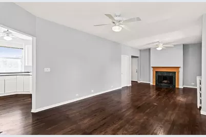 845 W Belle Plaine Avenue #2E, Chicago, IL 60613 - Photo 6