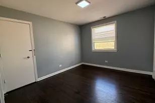 5843 N Cicero Ave, Chicago, IL 60646 - Photo 12