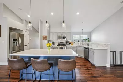 1078 Parkhill Circle #1078, Aurora, IL 60502 - Photo 4