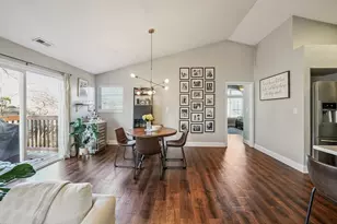 1078 Park Hill Cir, Aurora, IL 60502 - Photo 8