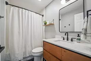 1078 Park Hill Cir, Aurora, IL 60502 - Photo 14