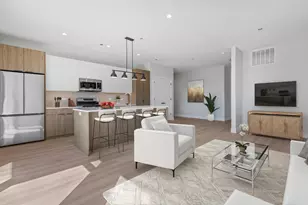 3953 W Dakin St, Chicago, IL 60618 - Photo 6