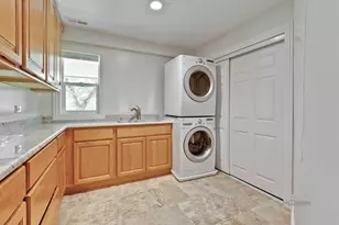 24 Plymouth Ct, Lincolnshire, IL 60069 - Photo 24