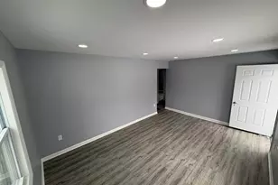 172 N Jackson Ave, Bradley, IL 60915 - Photo 4