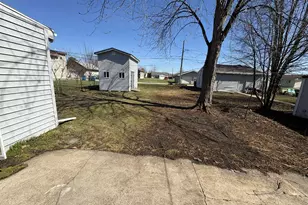 172 N Jackson Ave, Bradley, IL 60915 - Photo 18