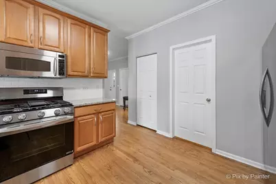 700 Juniper Lane, Lake in the Hills, IL 60156 - Photo 8