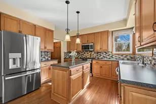 1508 Lilac Dr, Crystal Lake, IL 60014 - Photo 8