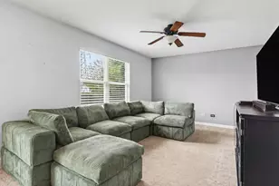 2001 Wedgeport Cir, Romeoville, IL 60446 - Photo 8