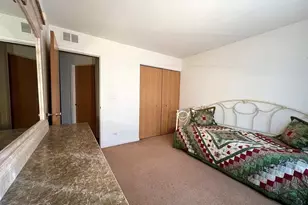 752 S Parkside Dr, Round Lake, IL 60073 - Photo 24