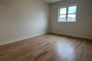 3025 W Ainslie St, Chicago, IL 60625 - Photo 8