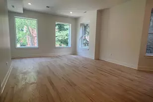 3025 W Ainslie St, Chicago, IL 60625 - Photo 4