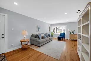 7306 Dorothy Ln, Tinley Park, IL 60477 - Photo 6