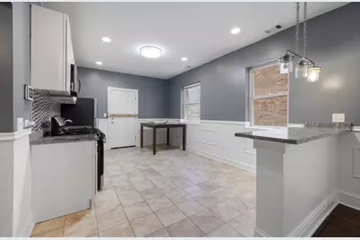 8222 S Maryland Avenue, Chicago, IL 60619 - Photo 6