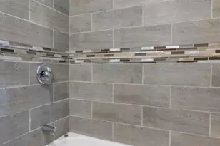 8222 S Maryland Ave, Chicago, IL 60619 - Photo 18