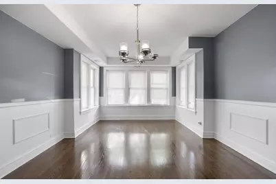 8222 S Maryland Avenue, Chicago, IL 60619 - Photo 2