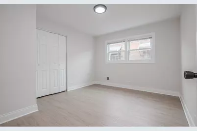 9042 S Dobson Avenue, Chicago, IL 60619 - Photo 12