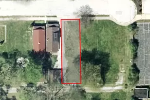 19 154th Pl, Calumet City, IL 60409 - Photo 1