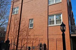 2835 N Wolcott Ave, Chicago, IL 60657 - Photo 2