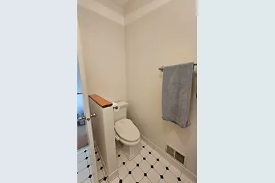 2835 N Wolcott Avenue #I, Chicago, IL 60657 - Photo 8