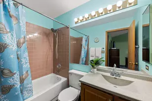 1337 Regent Dr, Mundelein, IL 60060 - Photo 12