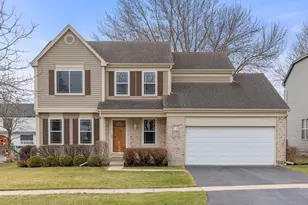 1337 Regent Dr, Mundelein, IL 60060 - Photo 1