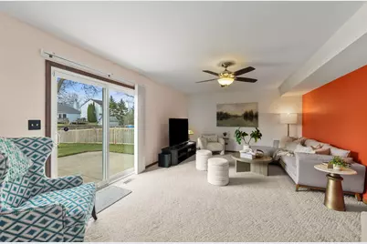 1337 Regent Drive, Mundelein, IL 60060 - Photo 4