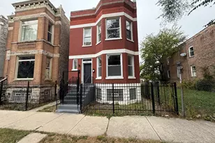 3906 W Flournoy St, Chicago, IL 60624 - Photo 2
