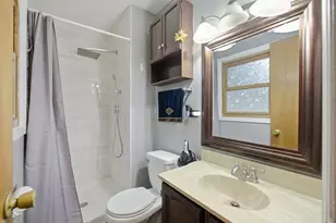 201 W Streamwood Blvd, Streamwood, IL 60107 - Photo 8