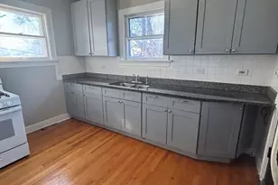 713 E 144th St, Dolton, IL 60419 - Photo 12