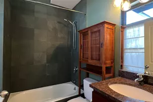 1342 N Claremont Ave, Chicago, IL 60622 - Photo 10