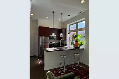 1342 N Claremont Avenue #2R, Chicago, IL 60622 - Photo 2