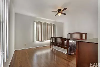 810 N Oakwood Drive, McHenry, IL 60050 - Photo 8