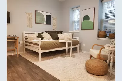 5240 N Winthrop Avenue #413, Chicago, IL 60640 - Photo 6