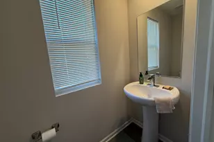 303 Gladys Ave, Joliet, IL 60436 - Photo 8