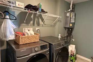 303 Gladys Ave, Joliet, IL 60436 - Photo 30