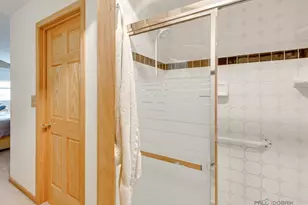 609 Thames Dr, Schaumburg, IL 60193 - Photo 22