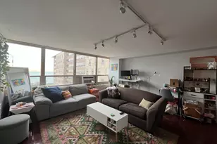 3950 N Lake Shore Dr, Chicago, IL 60613 - Photo 2