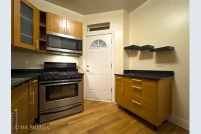 1647 W Sherwin Avenue #1, Chicago, IL 60626 - Photo 8