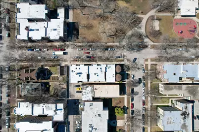 1647 W Sherwin Avenue #1, Chicago, IL 60626 - Photo 34