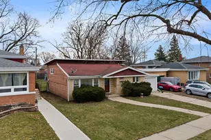 9829 S 51st Ave, Oak Lawn, IL 60453 - Photo 1