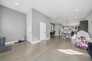 2045 N La Crosse Ave, Chicago, IL 60639 - Photo 8