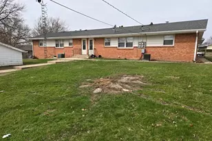 551 Donna Dr, Rockford, IL 61107 - Photo 10