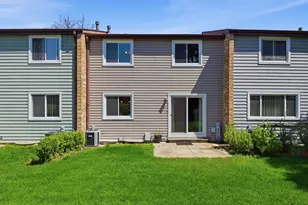 718 Clearwater Ct, Wheeling, IL 60090 - Photo 20