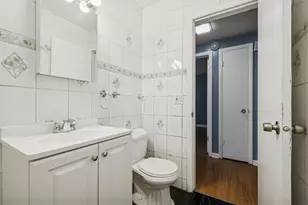 7201 W Wellington Ave, Elmwood Park, IL 60707 - Photo 12